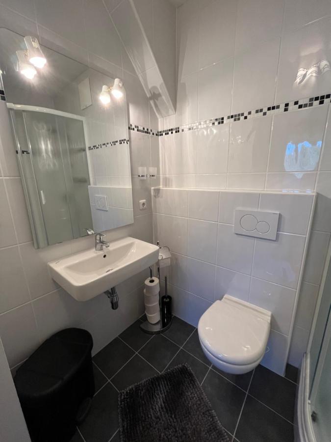 Privatzimmer Familie Pair/Schmoll Spital am Semmering Ruang foto